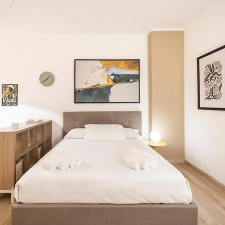 Living - Saluzzo Apartment Turin