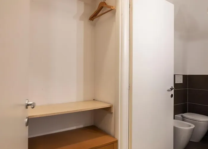 Living - Saluzzo Apartment *